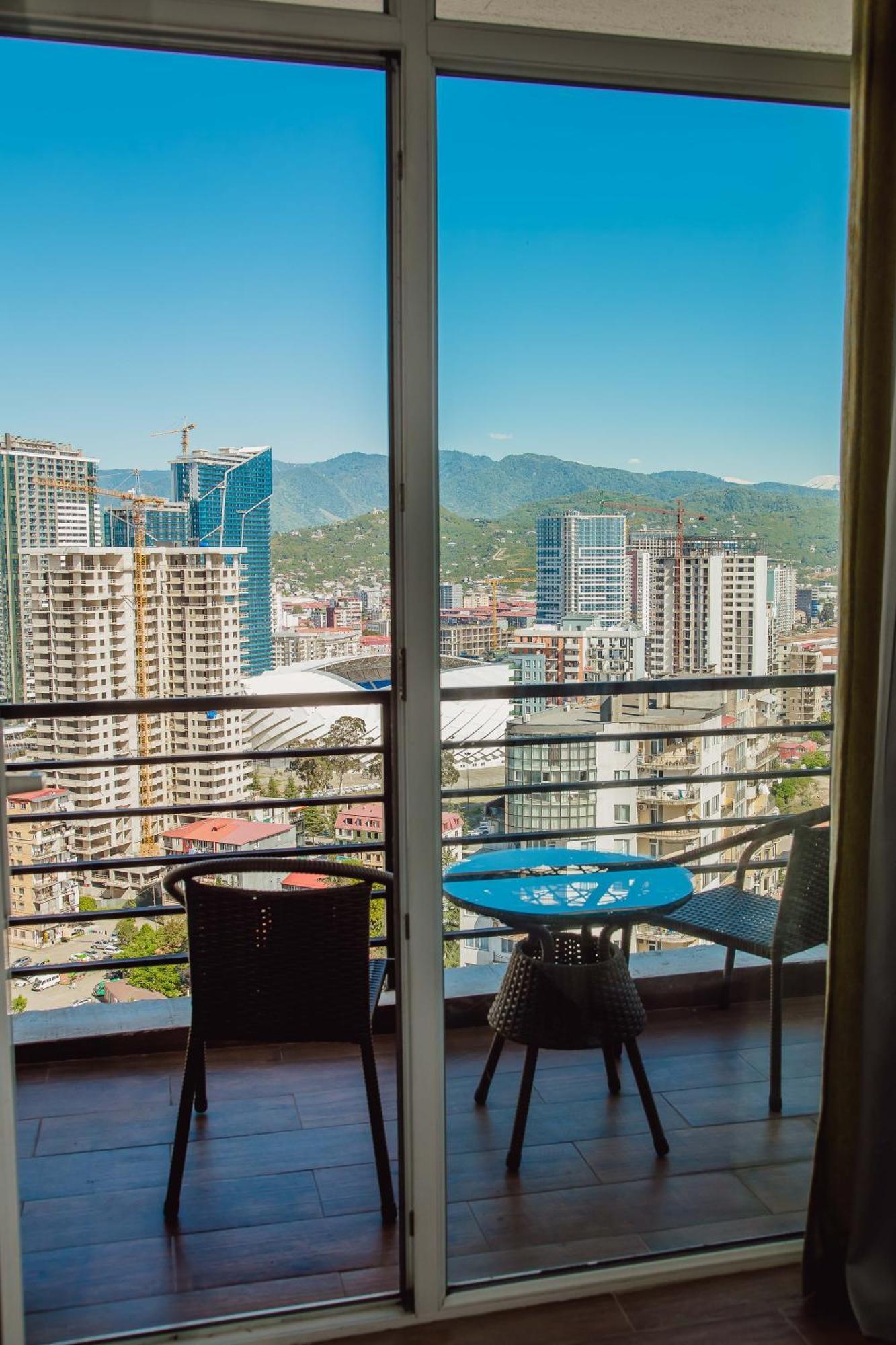 Happy Apartments Batumi Ngoại thất bức ảnh